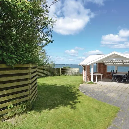 Holiday home Awesome In Roslev With Wifi Saeby (Midtjylland)